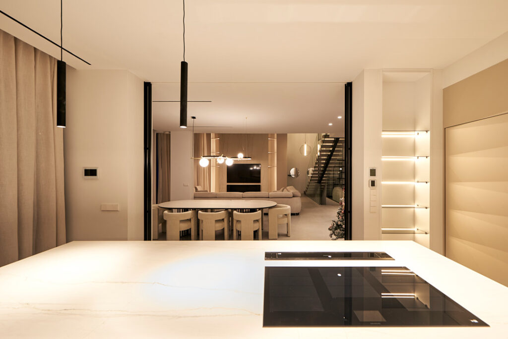 Diseño de interiores cocina fabricación cocina integral studio Malaga Marbella