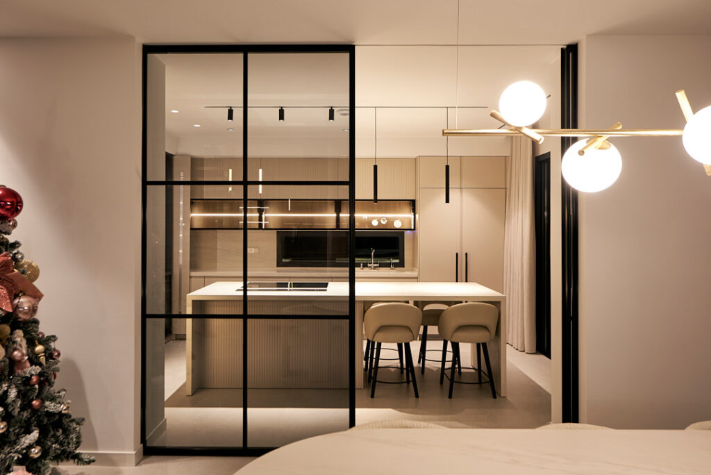 Diseño de interiores cocina fabricación cocina integral studio Malaga Marbella